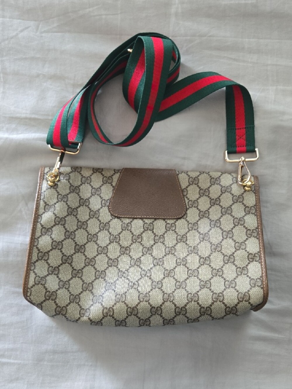 Vintage Gucci GG Supreme Sherry Line Clutch With Strap - Picture 9 of 11